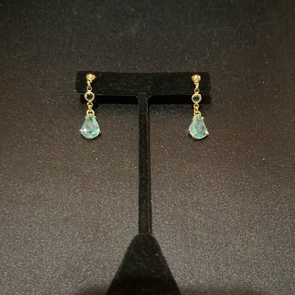 Earrings - Picture 6 of 7
